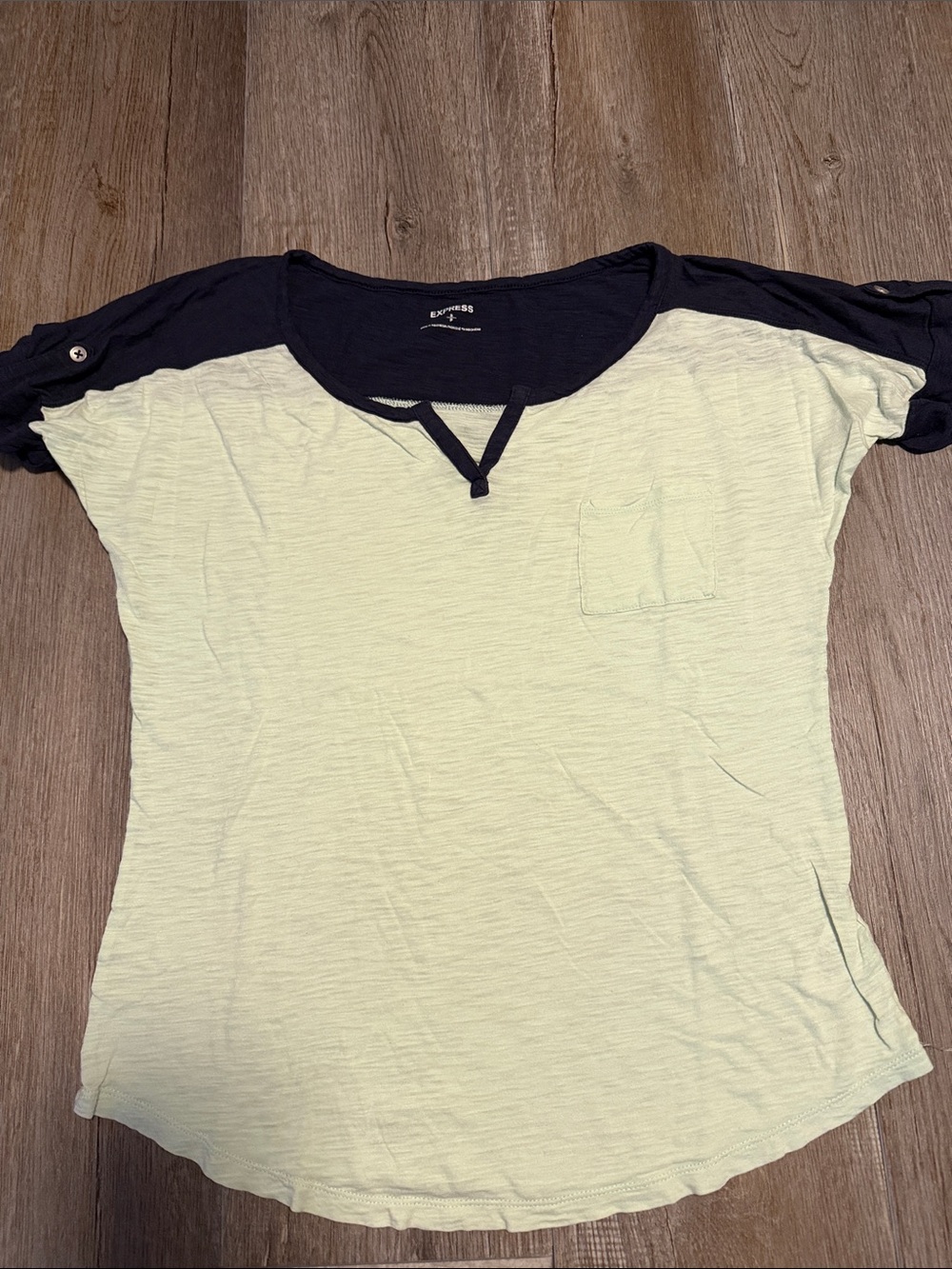 Express Two-Tone Navy and Mint Short Sleeve Pocket Tee